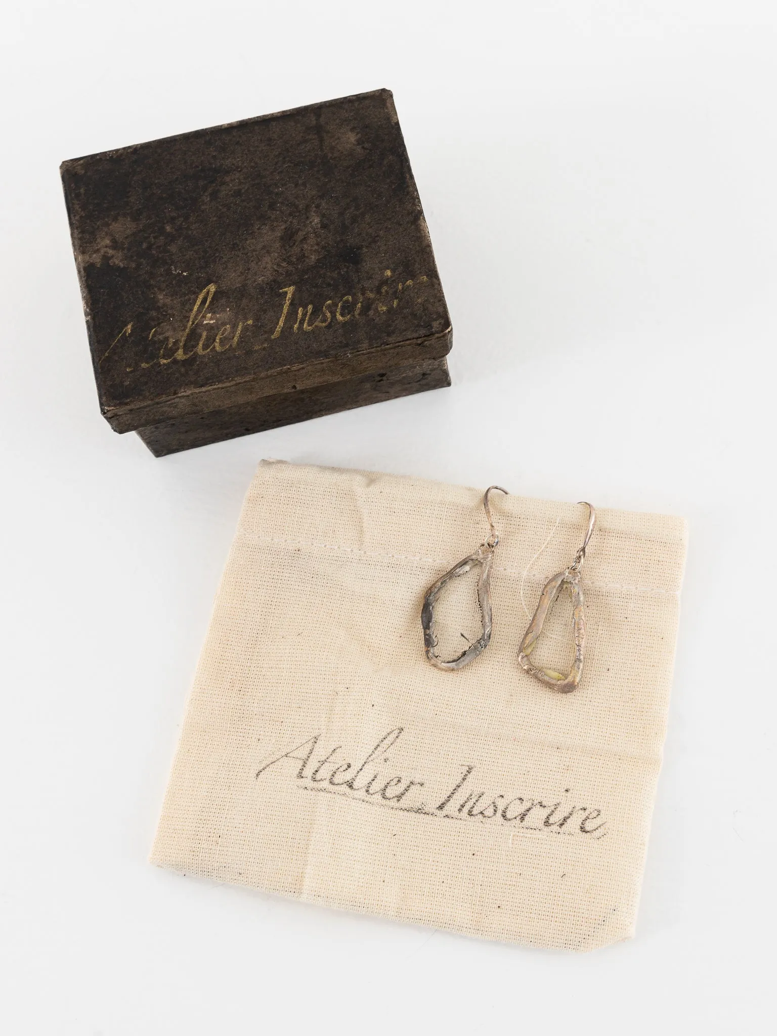 Atelier Inscrire Glass Oval Earrings