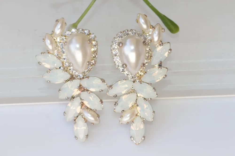 Bridal Cluster Pearl Earrings