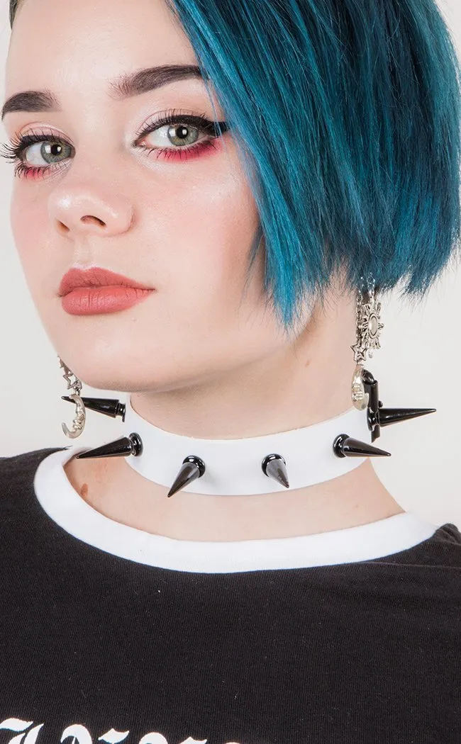 Dark Malevolence Spiked Choker in White