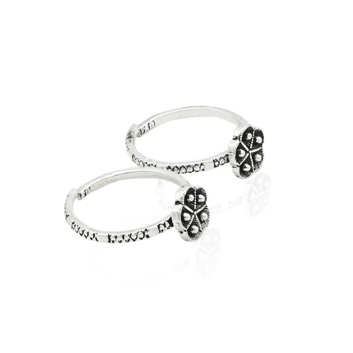 Flower Vintage Silver Oxidised Toe Ring