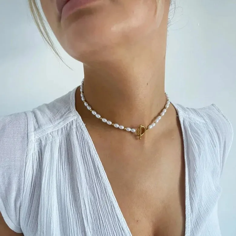 Gold and Pearl Necklace