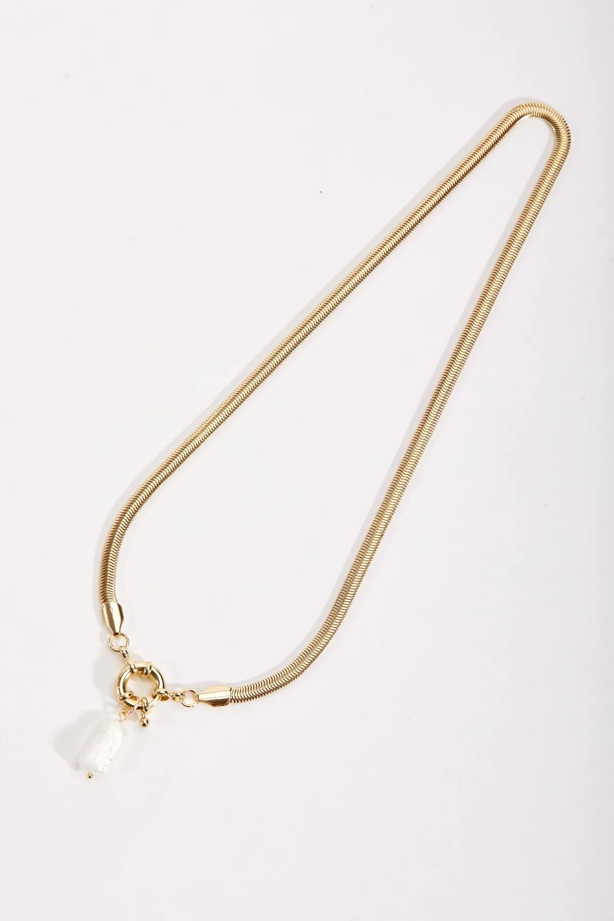 Gold Snake Chain Pearl Pendant Necklace