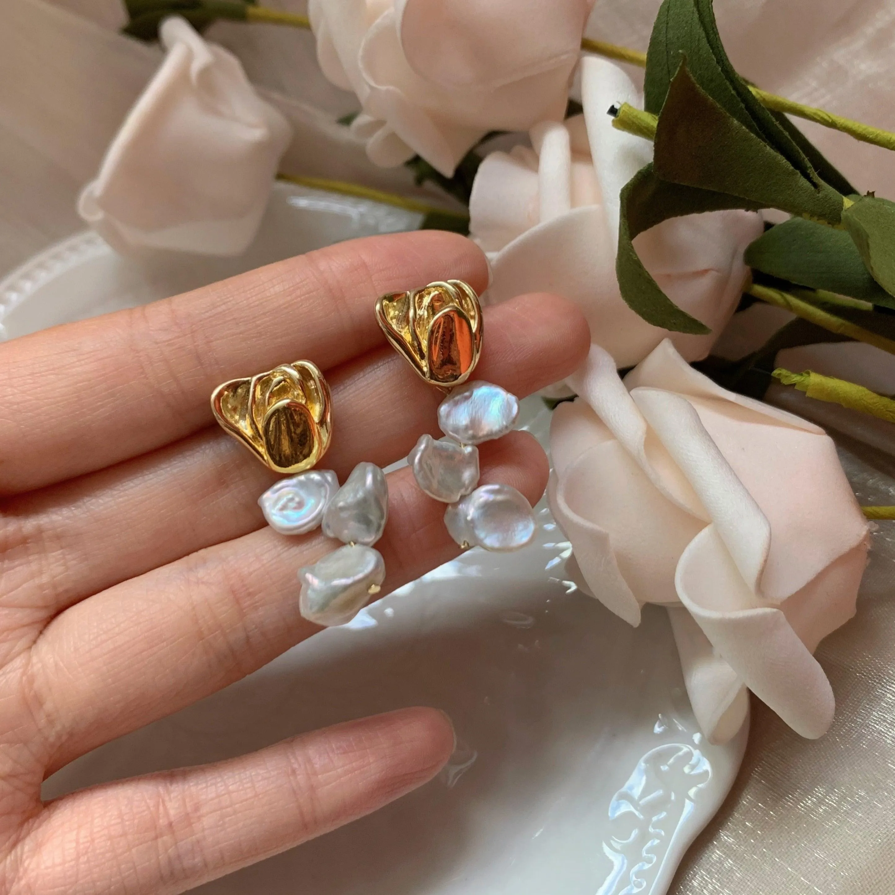 Golden Rose Pearl Earrings