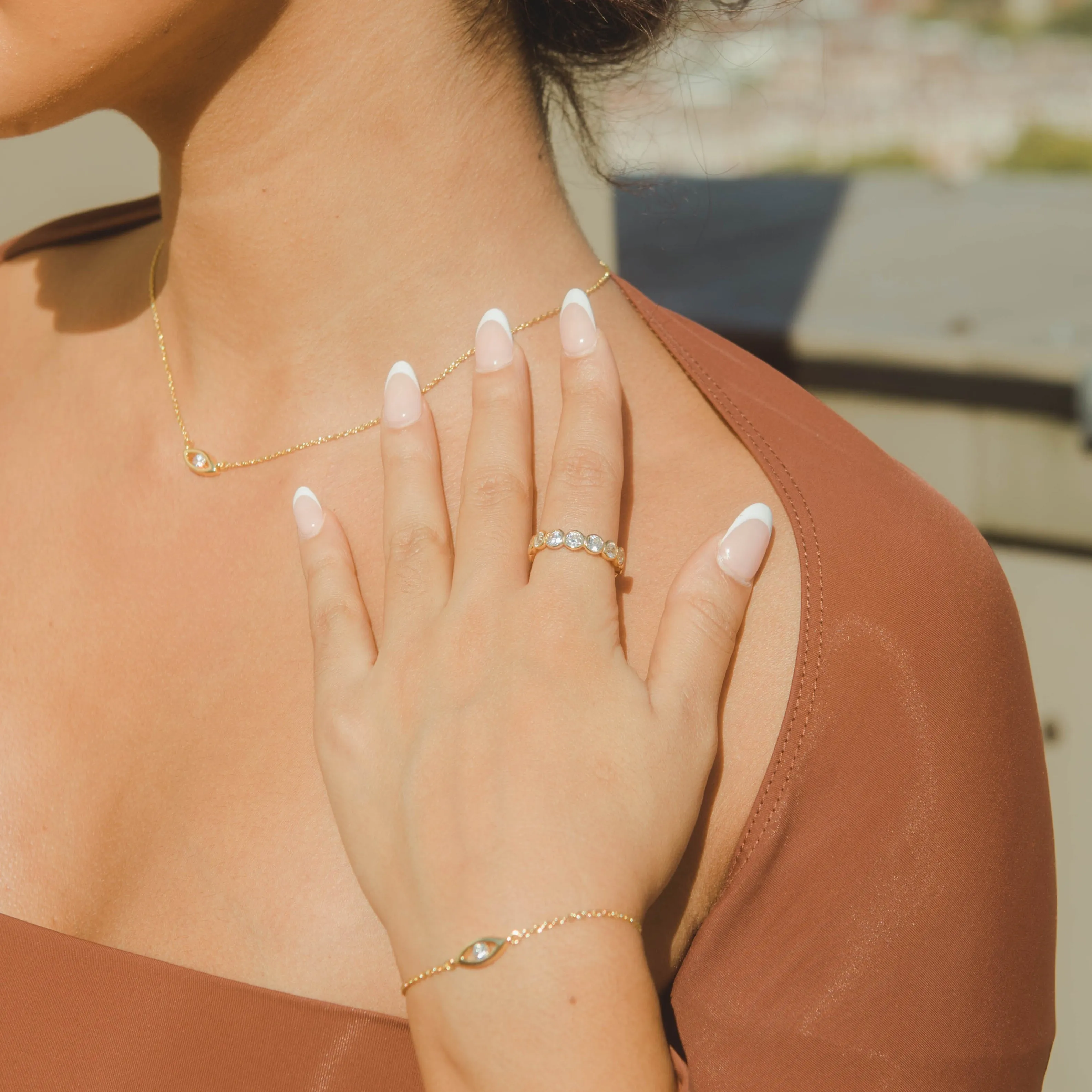 Iced Round Infinity Ring - Gold