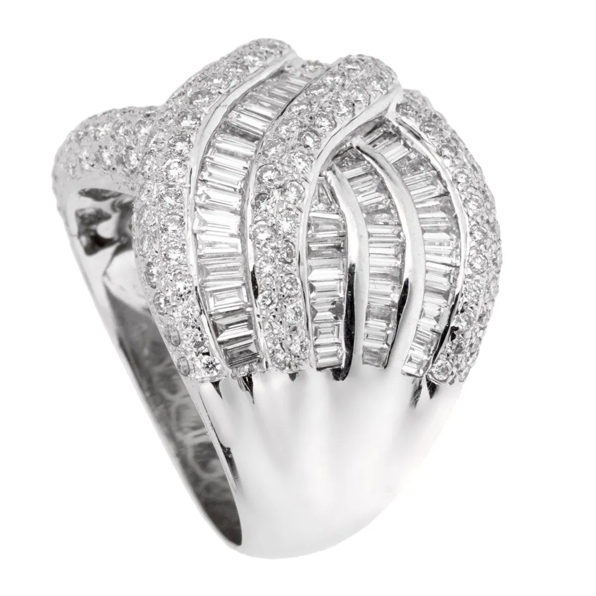 Ladies White Gold Diamond Cocktail Ring Sz 8