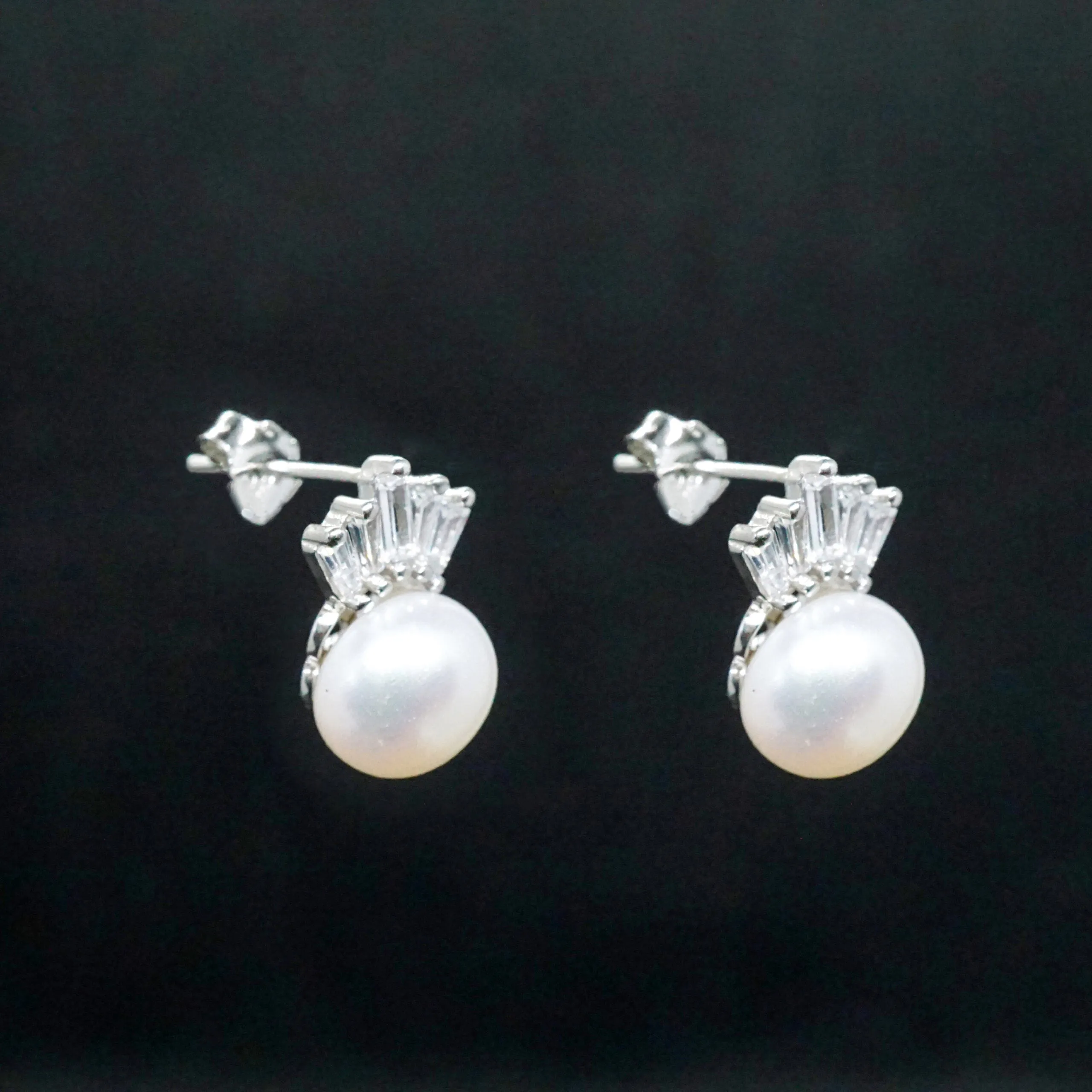 Lucy X - Pearl Crystal Silver Stud Earrings