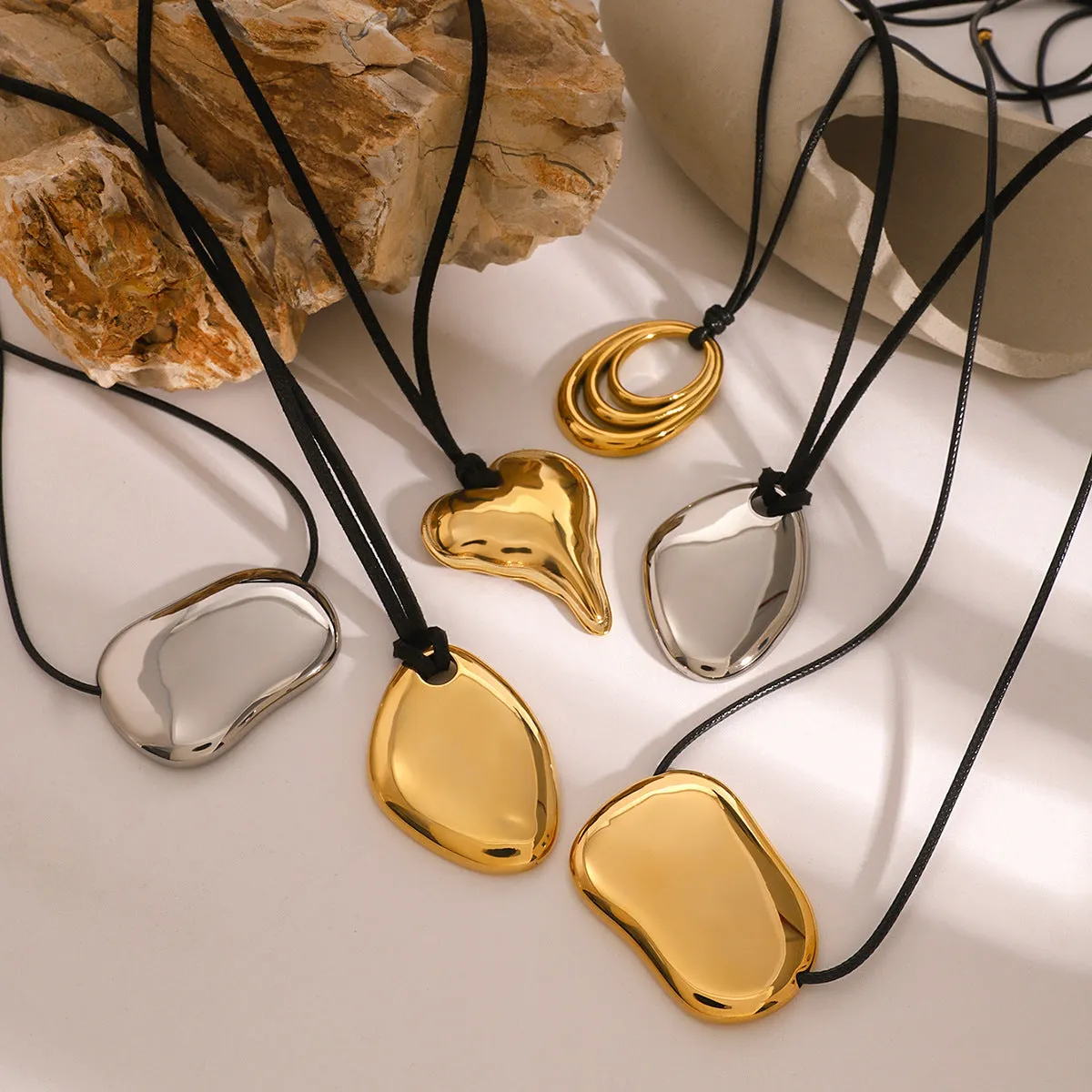 Minimalist Asymmetrical Geometric Stainless Steel Electroplating Necklaces