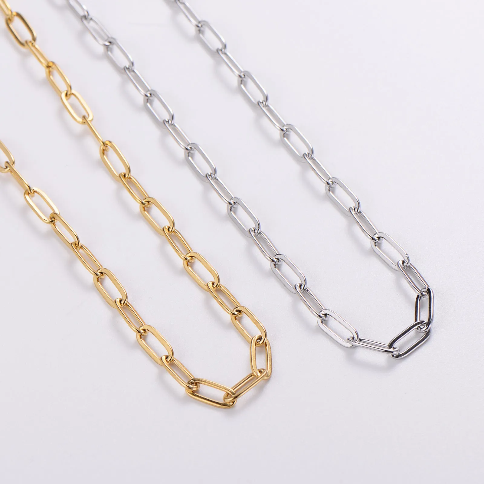 Minimalist Paperclip U-Shape Stainless Steel Electroplating Necklaces