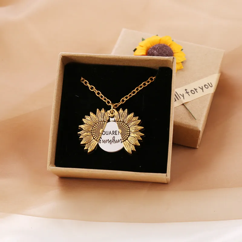 Minimalist Sunflower Flower Alloy Electroplating Necklaces