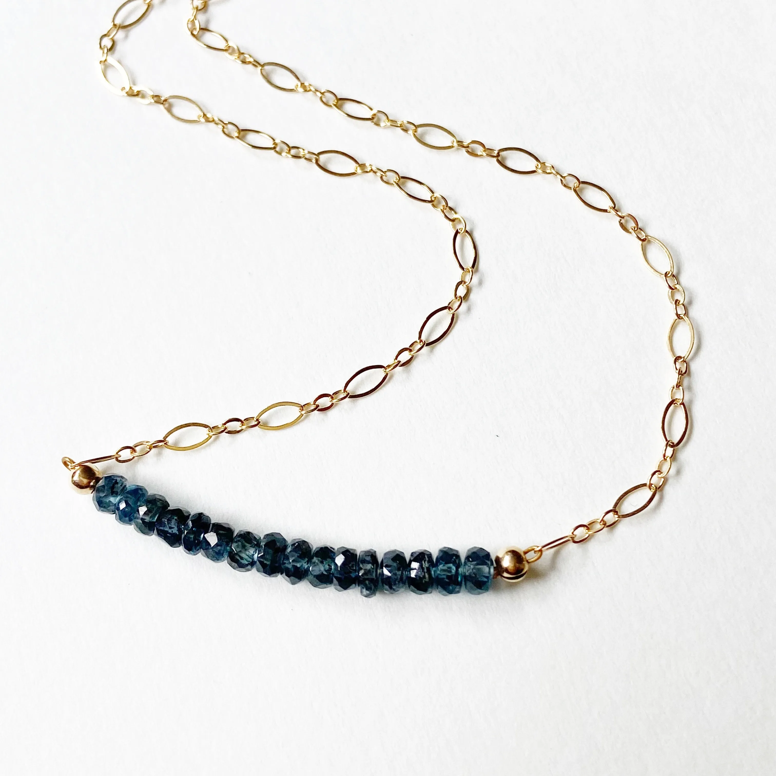 Moss Kyanite Gemstone Choker Necklace (15.5 inches)