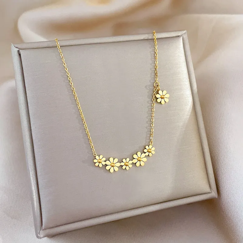 N2523 - 6 flowers minimalist Necklace