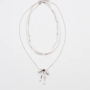 Pearl Arc Necklace