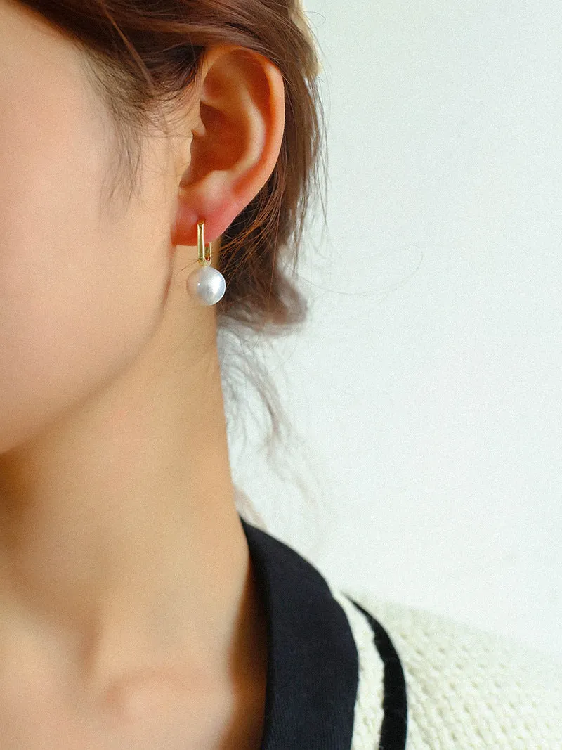 Round Baroque Pearl Square Hoops Earrings