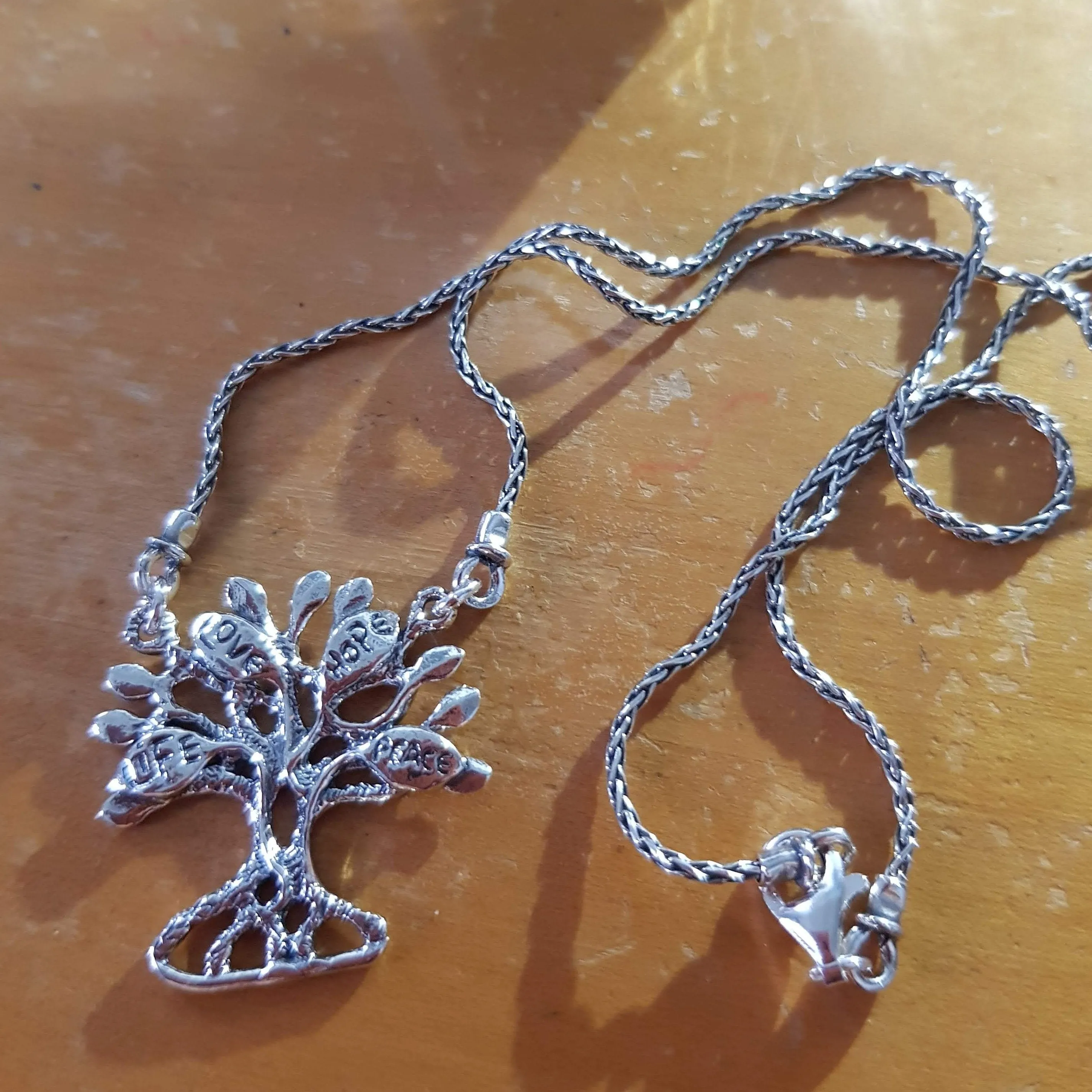 Tree of life Sterling Silver necklace for woman. Message pendant: love life hope peace